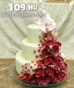 Esküvői torta bordó orchideákkal